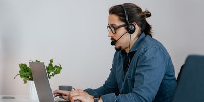 What Psychological Safety Looks Like in a Hybrid Workplace