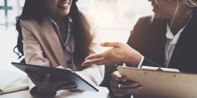 Why Managers Play Favourites